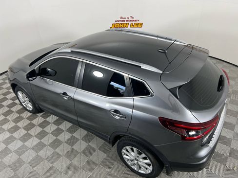 Used 2021 Nissan Rogue Sport SV FWD image 14