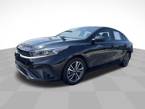 Used 2023 Kia Forte LXS FWD image 1