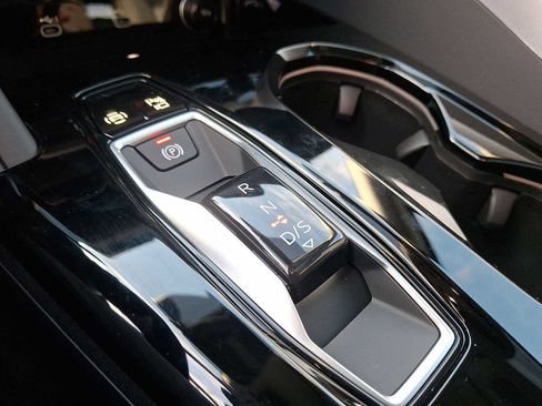 New 2025 Audi Q5 Premium Plus image 14