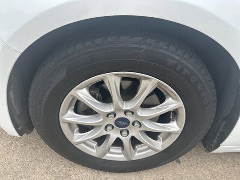 Used 2017 Ford Fusion S image 10