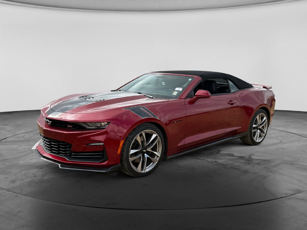Used 2021 Chevrolet Camaro SS w/ Wild Cherry Design Package 2 RWD image 4