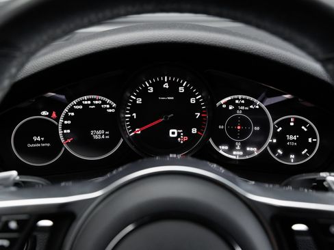 Certified 2023 Porsche Cayenne S Platinum AWD/4WD image 19