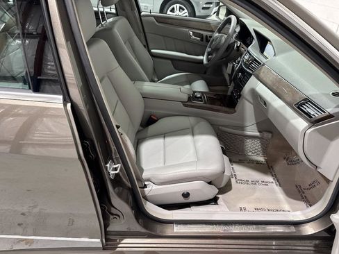 Used 2011 Mercedes-Benz E 350 Sedan image 50
