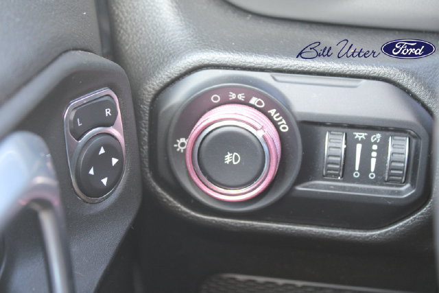 Used 2022 Jeep Wrangler Unlimited Sport AWD/4WD image 17