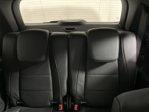 New 2026 Mercedes-Benz GLS 450 4MATIC image 25