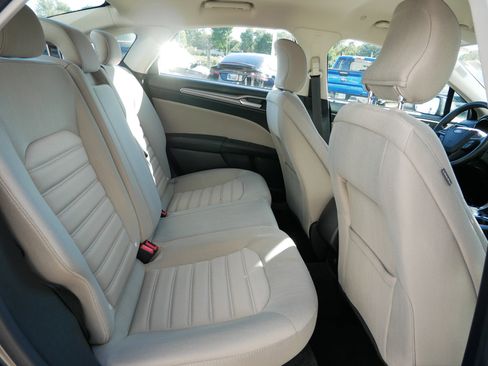 Used 2018 Ford Fusion S image 24