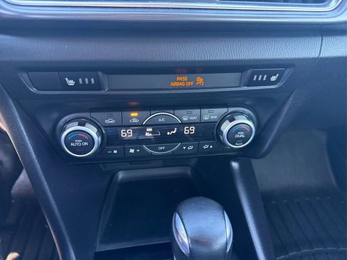 Used 2017 MAZDA MAZDA3 Grand Touring FWD image 27