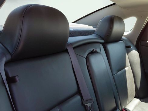 Used 2014 Chevrolet Impala LTZ FWD image 15