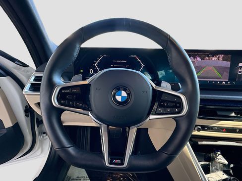 Certified 2025 BMW 330i Sedan w/ M Sport Package image 11