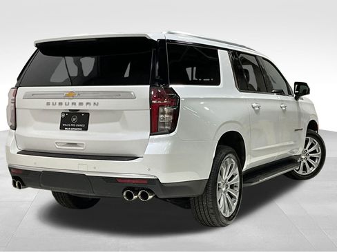 Used 2024 Chevrolet Suburban High Country w/ Max Trailering Package AWD/4WD image 5
