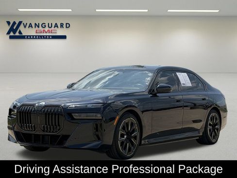 Used 2025 BMW i7 xDrive60 w/ Executive Package AWD/4WD image 5