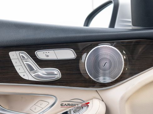 Used 2020 Mercedes-Benz GLC 300 4MATIC Coupe w/ Parking Assistance Package image 39