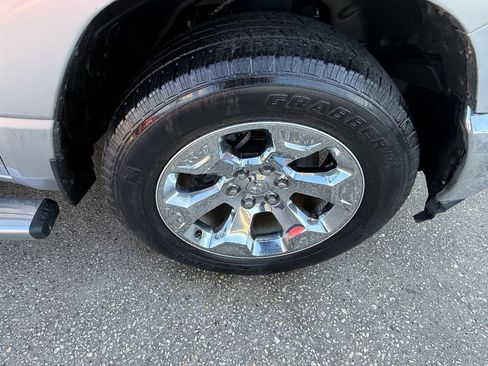 Used 2020 RAM 1500 Big Horn AWD/4WD image 17
