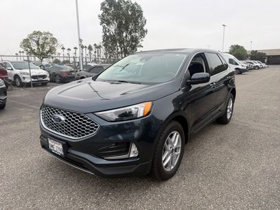Used 2024 Ford Edge SEL w/ Convenience Package