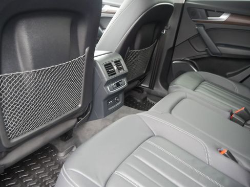 Certified 2023 Audi Q5 2.0T Premium w/ Convenience Package image 25