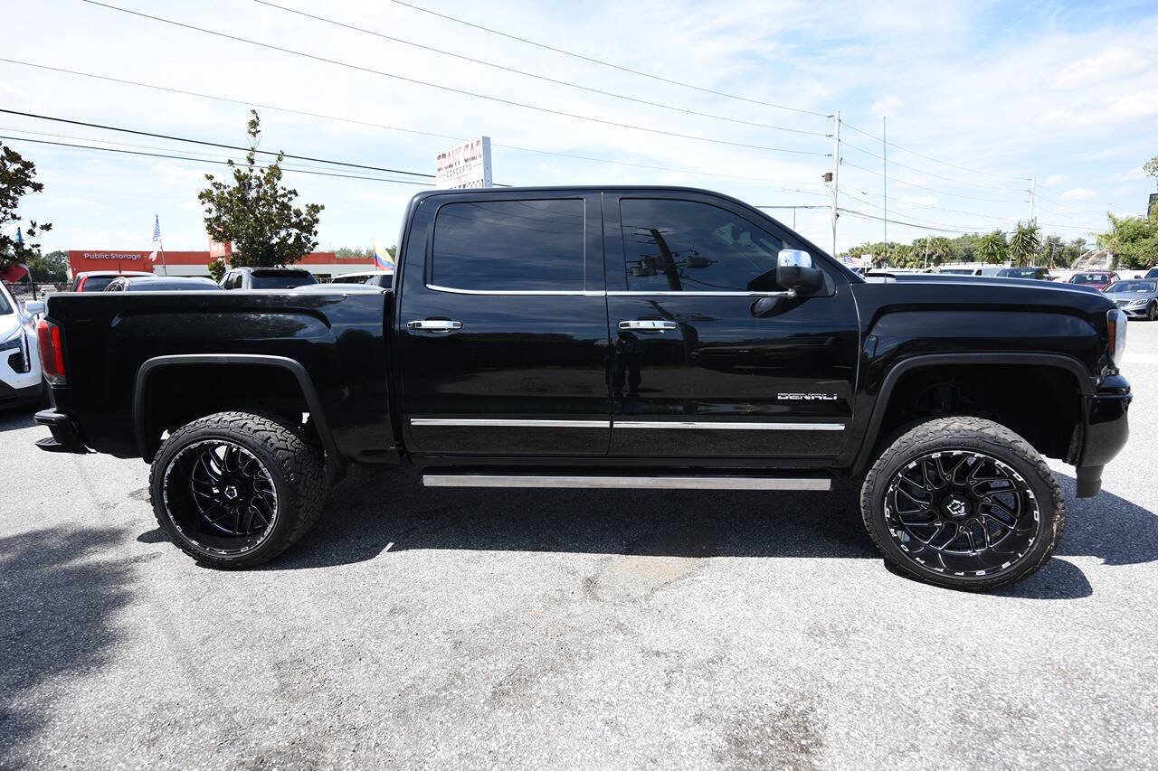 Used 2018 GMC Sierra 1500 Denali w/ Denali Ultimate Package AWD/4WD image 9
