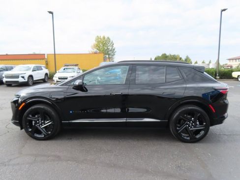 Certified 2024 Chevrolet Equinox EV RS image 4