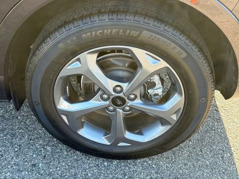 Used 2023 Ford Escape ST-Line w/ Tech Pack #1 AWD/4WD image 5