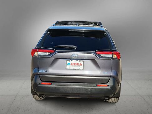 Used 2023 Toyota RAV4 XLE Premium image 7