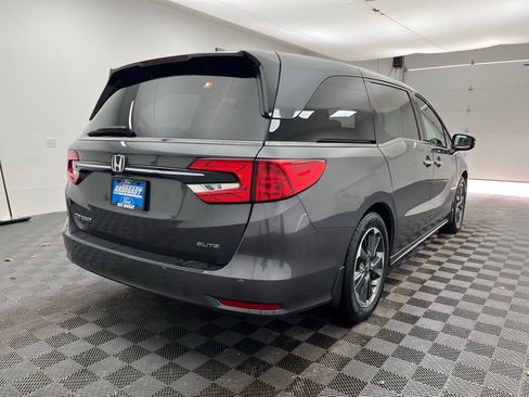 Used 2022 Honda Odyssey Elite image 9