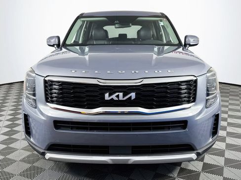 Used 2022 Kia Telluride LX AWD/4WD image 2