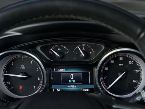 Used 2019 Buick Envision Essence image 27