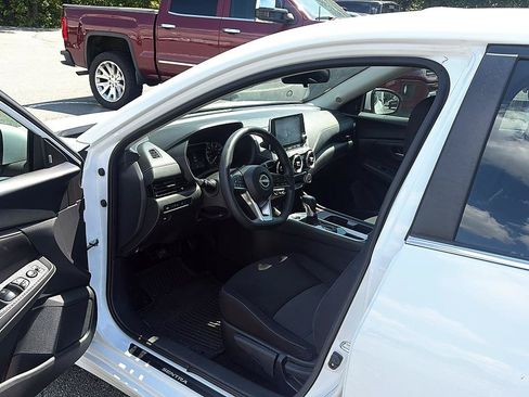 Certified 2024 Nissan Sentra SV FWD image 18