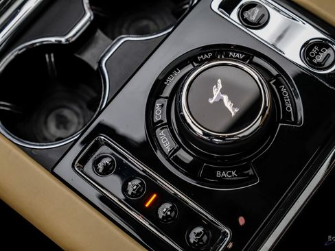 Used 2019 Rolls-Royce Cullinan AWD/4WD image 68