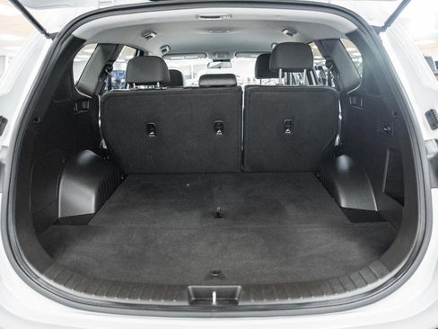 Used 2020 Hyundai Santa Fe SE image 21