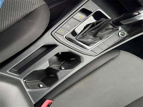 Used 2019 Volkswagen Jetta S w/ Driver Assistance Package image 30