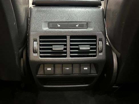 Used 2020 Land Rover Discovery Sport SE AWD/4WD image 10