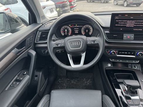 Certified 2025 Audi Q5 2.0T Premium Plus w/ Premium Plus Package image 13