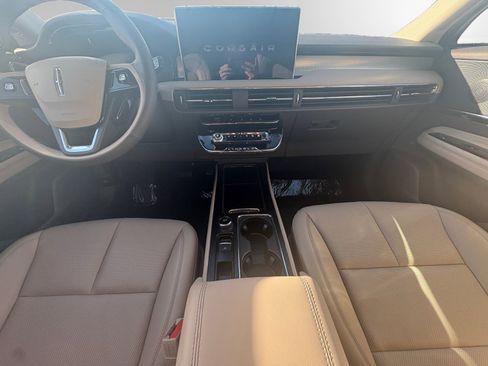 Certified 2024 Lincoln Corsair Premiere w/ Equipment Group 101A image 11