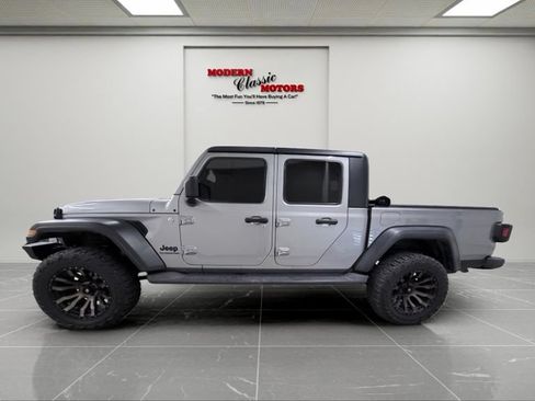 Used 2020 Jeep Gladiator Sport w/ Quick Order Package 24S AWD/4WD image 4