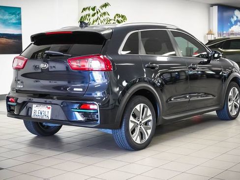 Used 2019 Kia Niro EX Premium FWD image 6