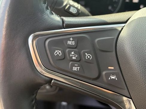 Used 2021 Chevrolet Equinox LT AWD/4WD image 16