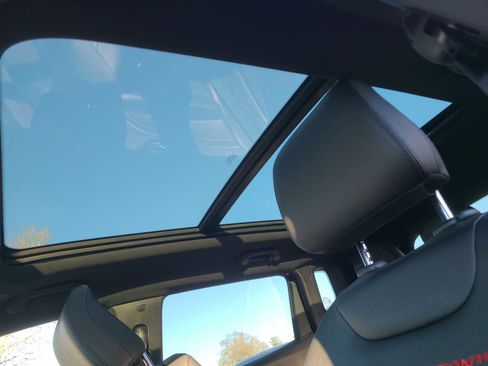 New 2024 Jeep Compass Trailhawk w/ Sun and Sound Group image 38