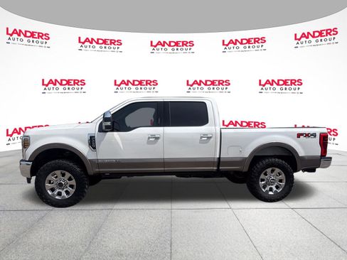 Used 2019 Ford F250 Lariat w/ Chrome Package AWD/4WD image 6