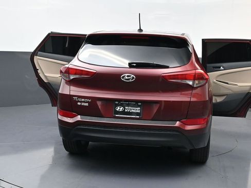 Used 2017 Hyundai Tucson SE image 35