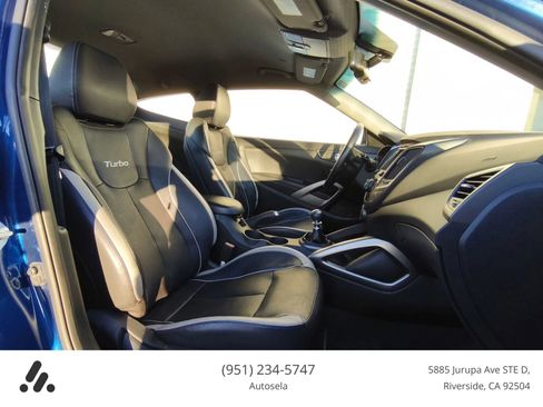 Used 2015 Hyundai Veloster Turbo image 20