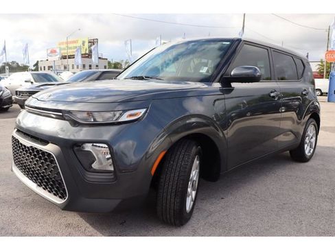 Used 2020 Kia Soul S image 9