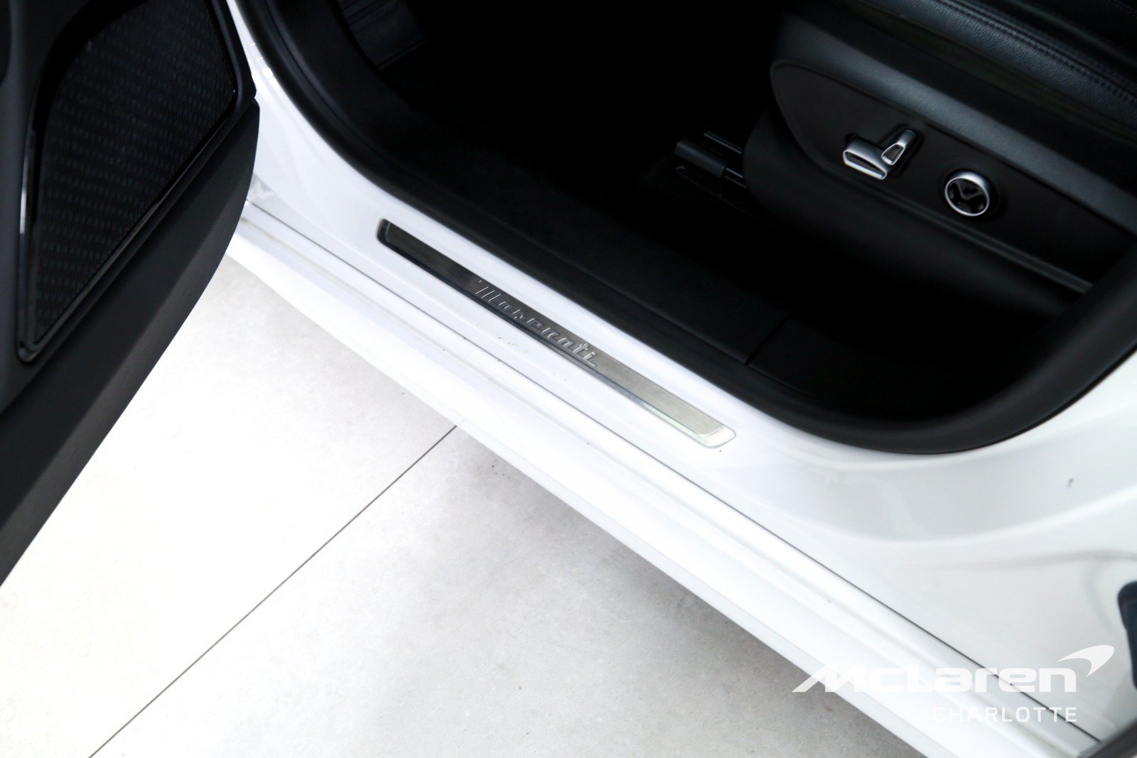 Used 2024 Maserati Grecale GT AWD/4WD image 16
