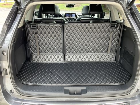 Used 2022 Toyota Highlander Platinum AWD/4WD image 33