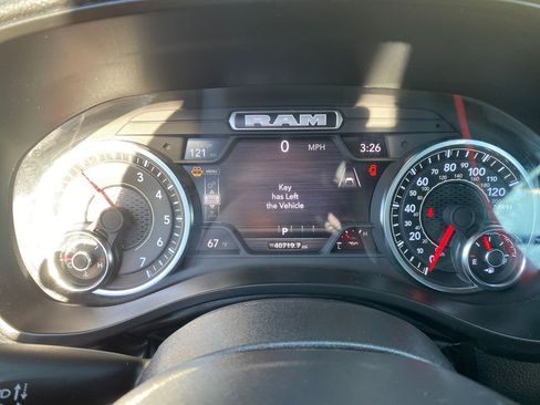 Used 2025 RAM 1500 Laramie image 17