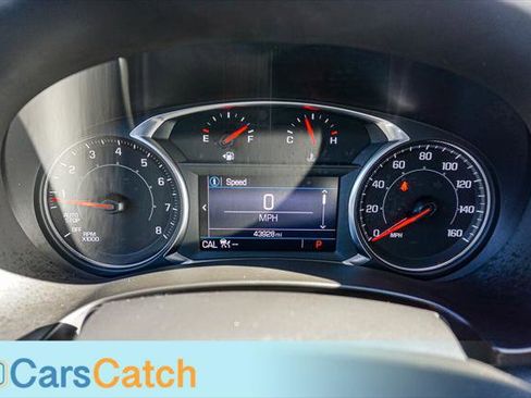 Used 2022 GMC Terrain SLE image 30