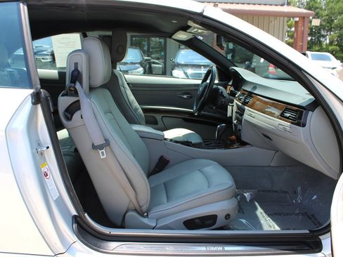 Used 2009 BMW 328i Convertible image 21
