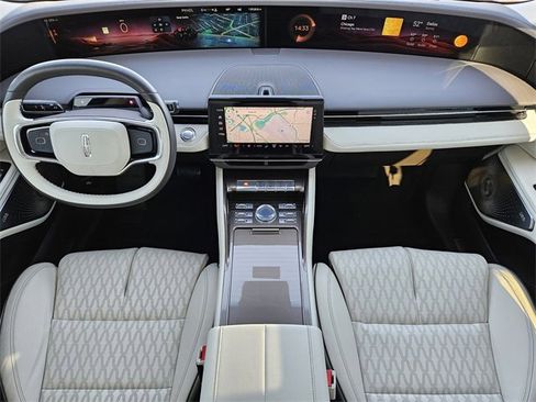 Certified 2024 Lincoln Nautilus Black Label w/ Jet Appearance Package (87T) image 25