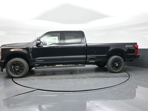 New 2026 Ford F350 Lariat w/ Black Appearance Package image 16
