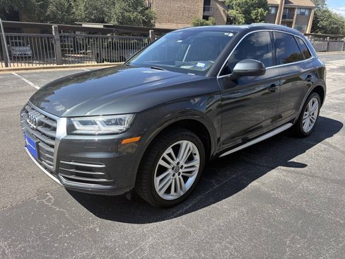 Used 2018 Audi Q5 Prestige AWD/4WD image 8