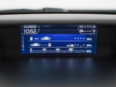 Used 2023 Subaru Crosstrek 2.5i Limited AWD/4WD image 17
